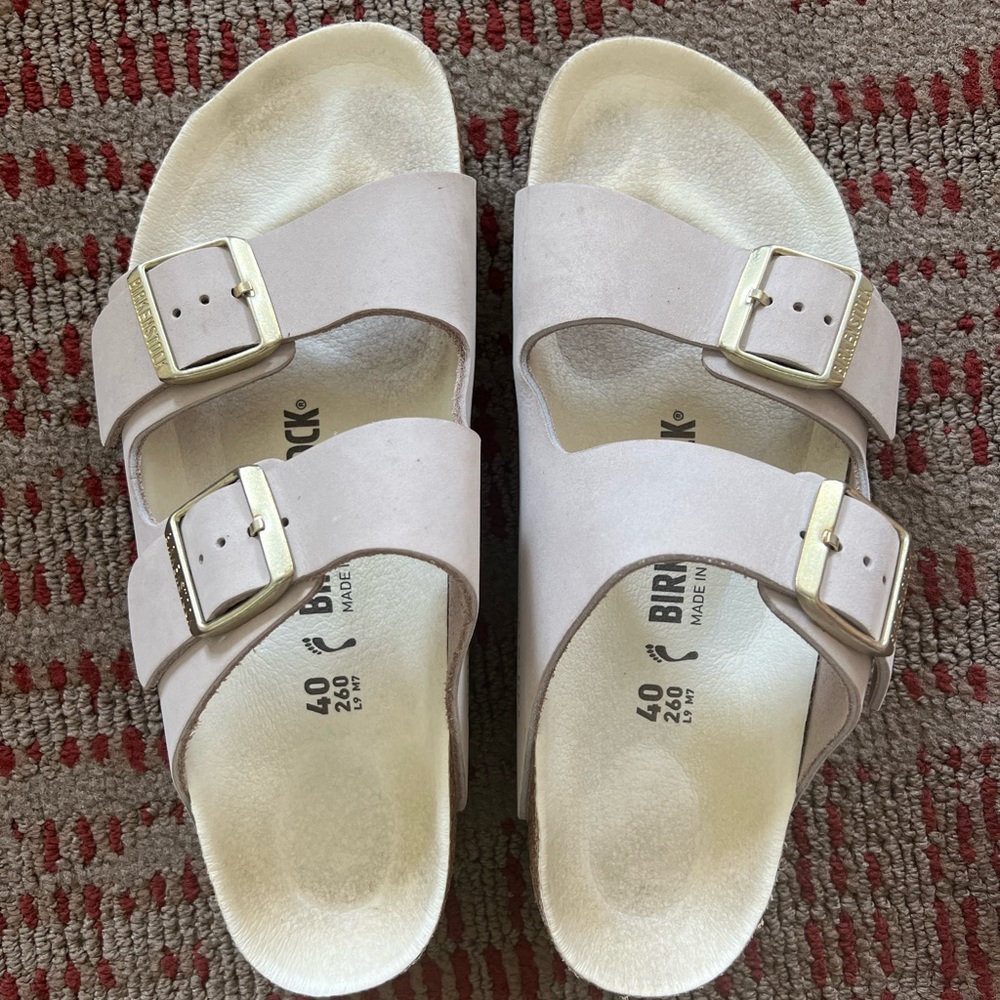 Birkenstock Arizona Marshmallow real leather Sz 40 narrow